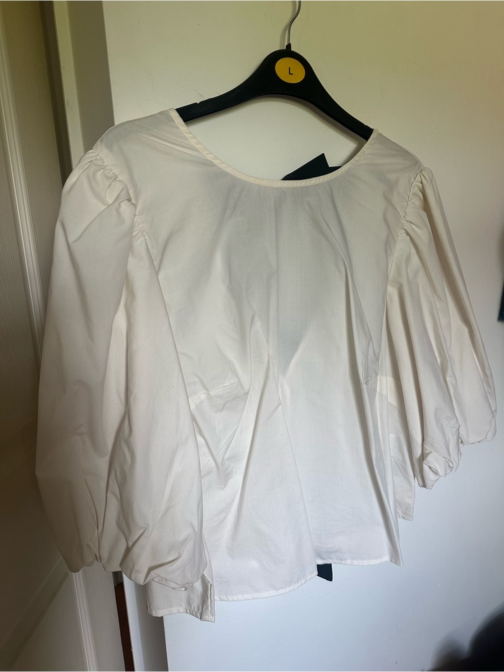 H&M Cream Puff Sleeve Blouse